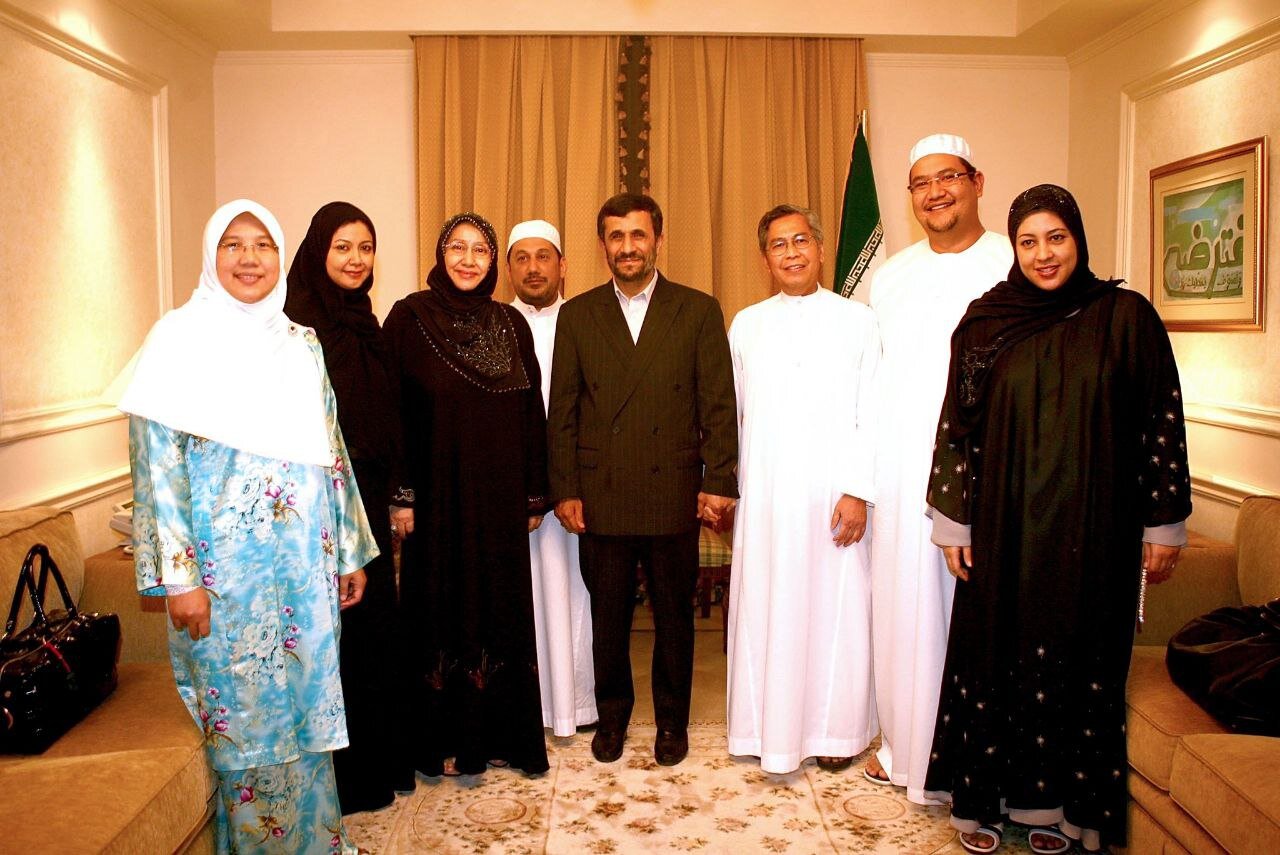 تصاویر دیده نشده از سفر احمدی‌نژاد به مکه