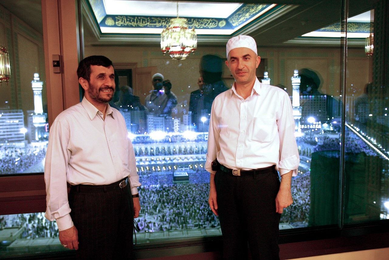 تصاویر دیده نشده از سفر احمدی‌نژاد به مکه