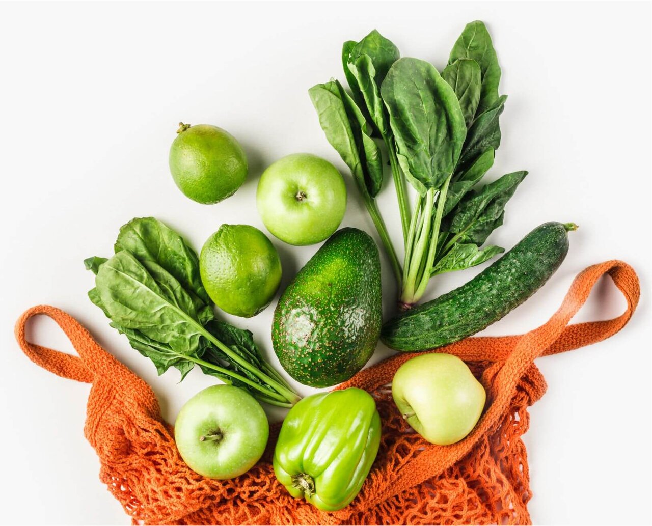 ۵ سبزی پرخاصیت برای کاهش کلسترول بعد از ۵۰ سالگی + نحوه مصرف