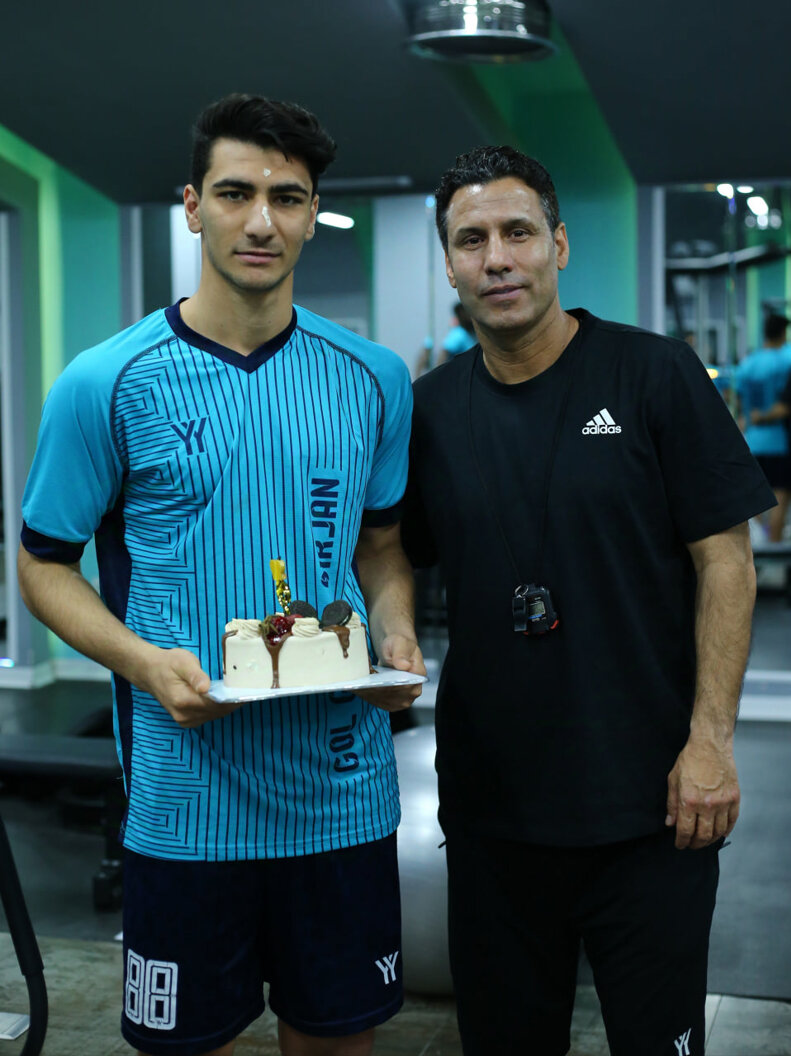 تولد ۱۹ سالگی جوانترین بازیکن تیم ملی + عکس