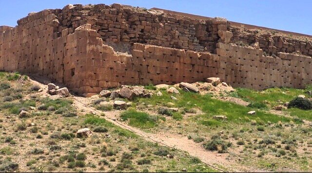 هخامنشیها چگونه سنگهای غولآسا را جابهجا میکردند؟