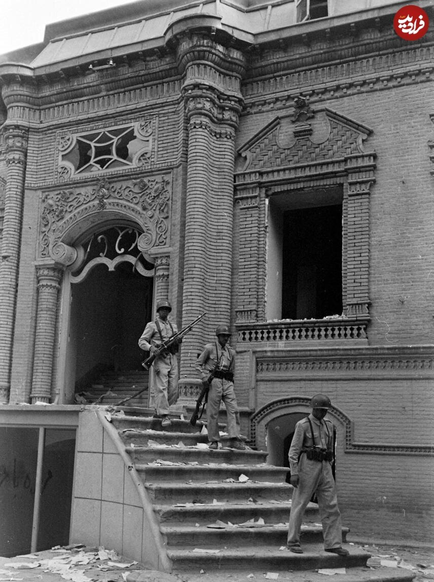 خانه «دکتر مصدق» ۲ روز بعد کودتا؛ ۳۰ مرداد ۱۳۳۲ | تصاویر