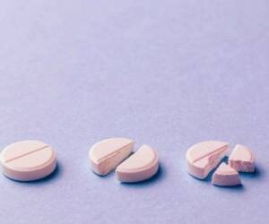 عوارض خطرناک پودر و نصف کردن قرص ها