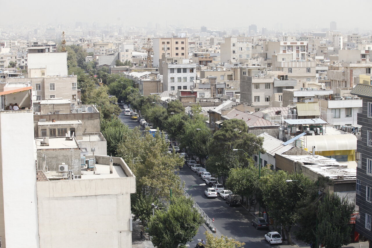 از بیابان به شلوغ ترین نقطه شهر | میدانی که بوی سفر میدهد