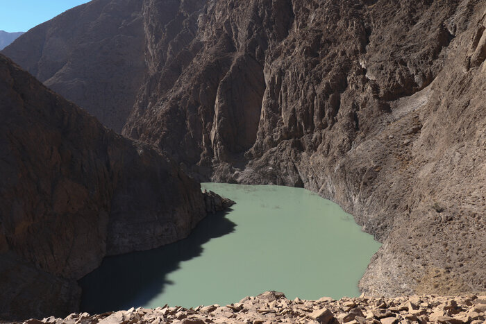 این دریاچه ها یادگار زلزله هستند + تصاویر