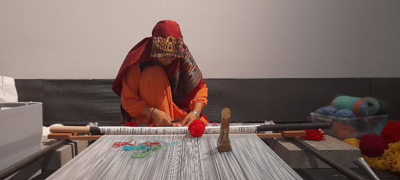 ما فرش نیستیم | نمایش قالیهای ترکمنی در موزه کلن آلمان با داستان بافندهها برگزار شد