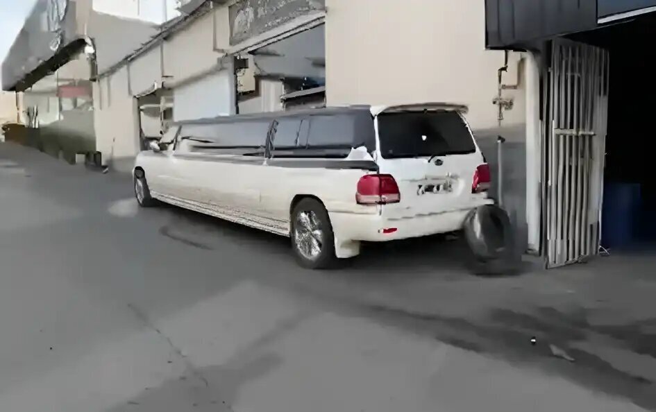 رونمایی از لندکروزر لیموزین در ایران! /عکس