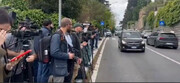 جو مقابل ساختمان دیپلماتیک سلطنت عمان + ویدئو | حضور پررنگ خبرنگاران در محل مذاکرات