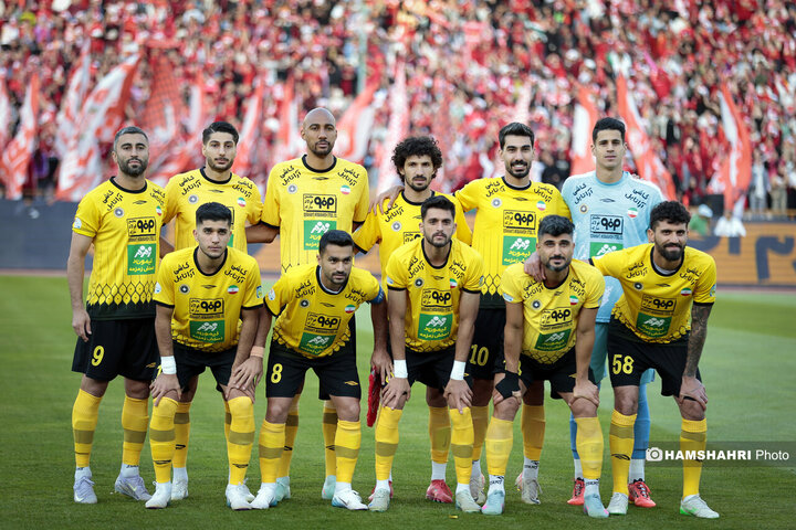 تصاویر بازی فوتبال پرسپولیس و سپاهان| جام از تهران خارج شد