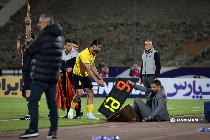 تصاویر بازی فوتبال پرسپولیس و سپاهان| جام از تهران خارج شد