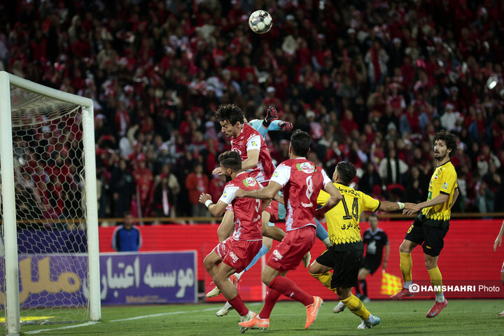 تصاویر بازی فوتبال پرسپولیس و سپاهان| جام از تهران خارج شد