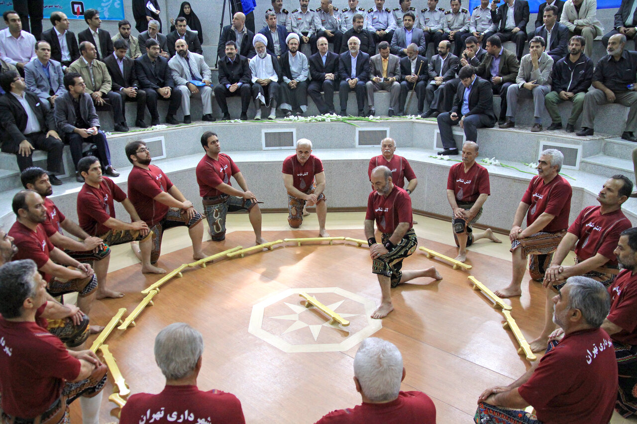 تمرین پهلوانی در غرب تهران