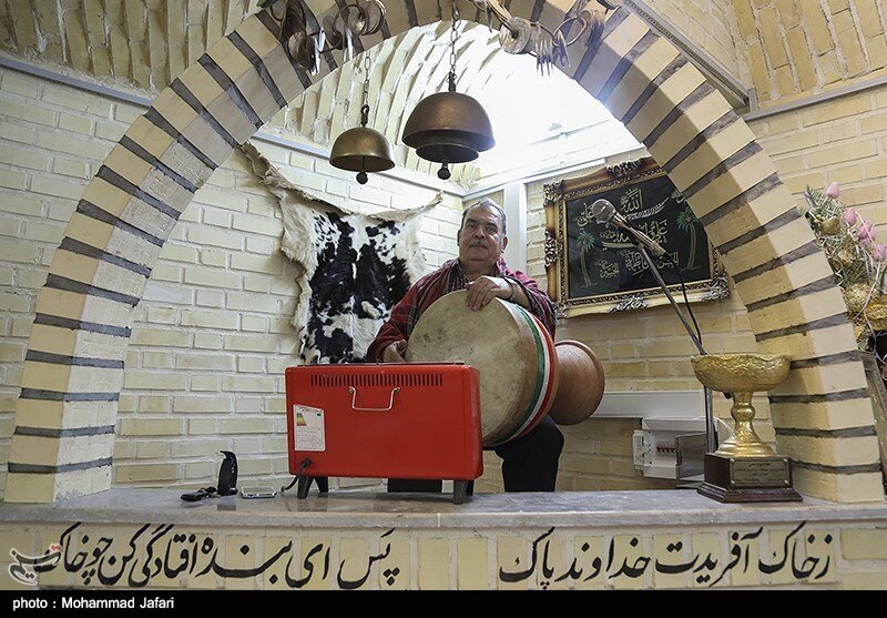 زنگها برای پهلوانان به صدا در میآید