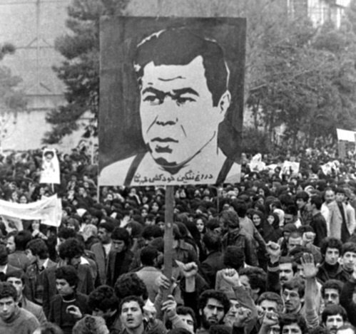 حاشیه های انتقال پیکر تختی به صفائیه |خودکشی پهلوان، دروغ ننگین سال