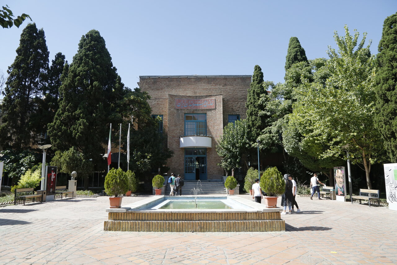 تاریخ خواندنی محله محبوب تهران | انبار مهمات متفقین چطور پاتوق محبوب جوانان تهرانی شد؟