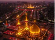 بهت و حیرت یک خارجی هنگام حضور در مرقد امام حسین(ع) | ویدئو