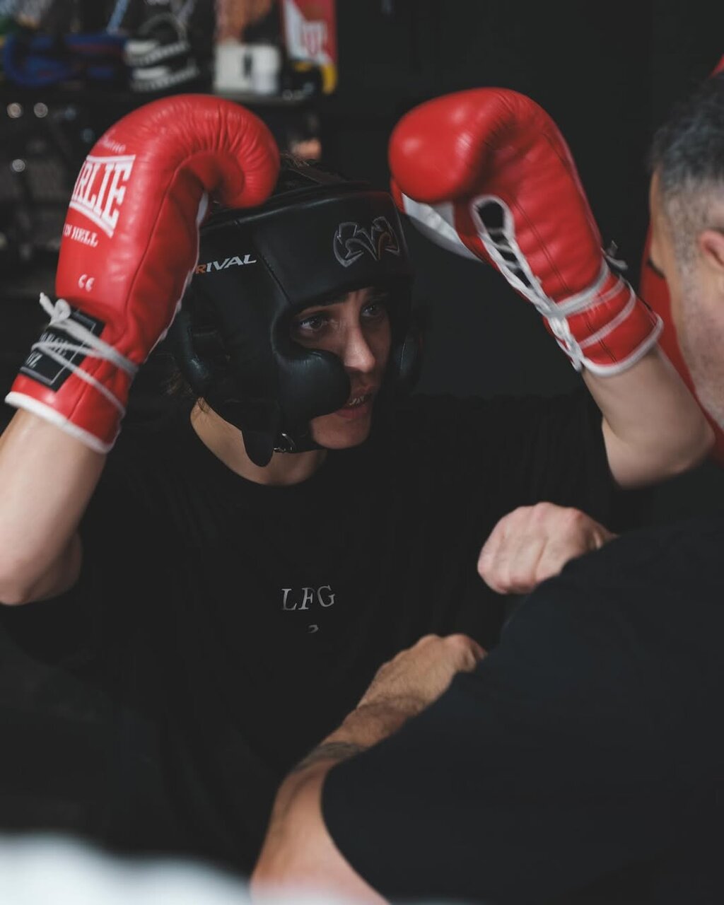  تینا آخوندتبار روی رینگ بوکس بازیگران سینما سلبریتی