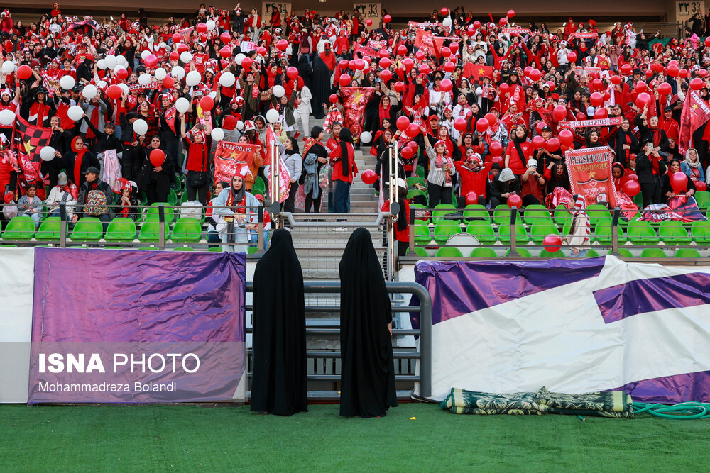 روزی که ورزشگاه آزادی کاملا در اختیار زنان بود | تصاویر