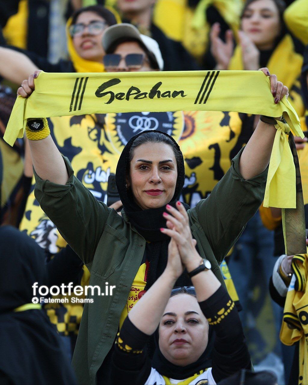 روزی که ورزشگاه آزادی کاملا در اختیار زنان بود | تصاویر