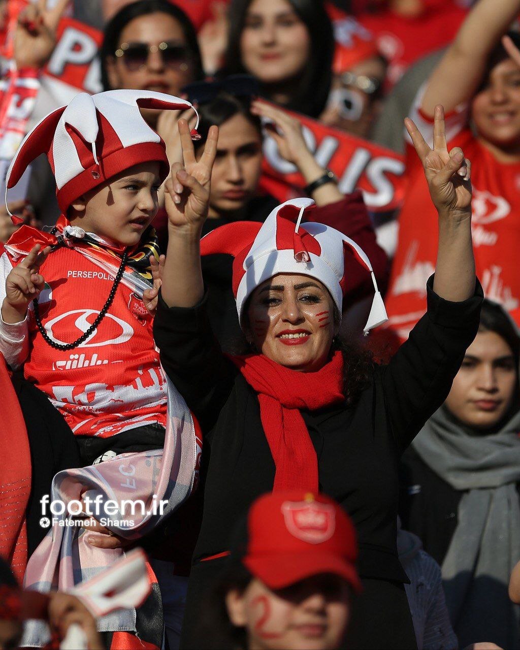 روزی که ورزشگاه آزادی کاملا در اختیار زنان بود | تصاویر