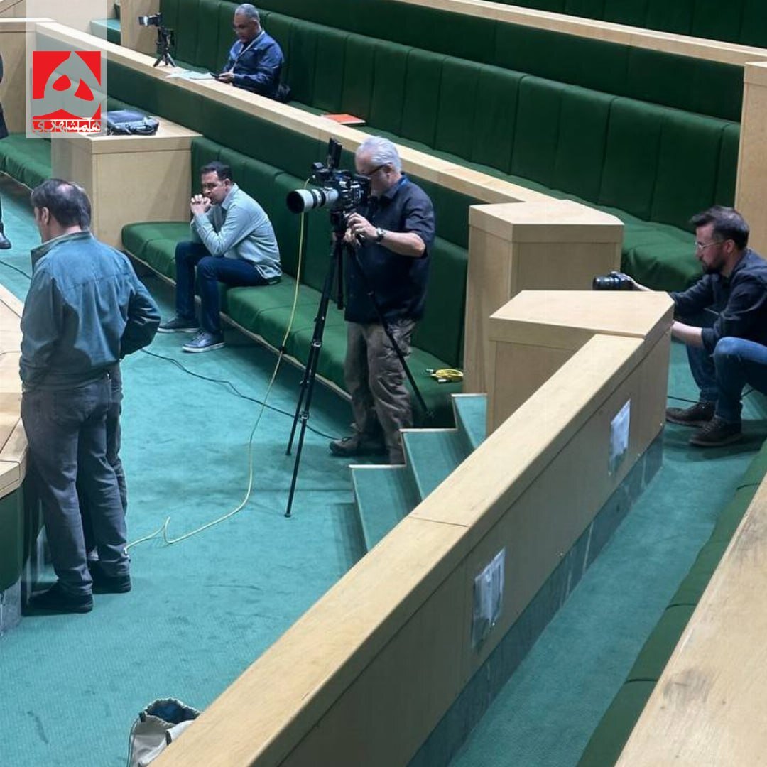 حضور خبرنگاران آمریکایی در صحن مجلس | تصاویر