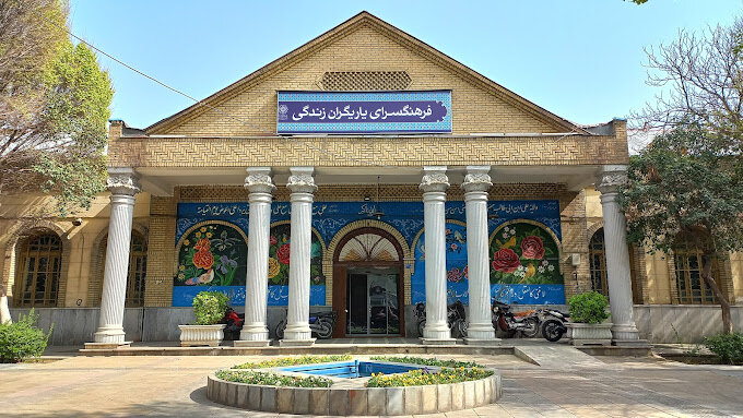 عکس زیرخاکی از ایستگاه راه آهن تهران در دوران قاجار ؛ ۱۳۴ سال قبل