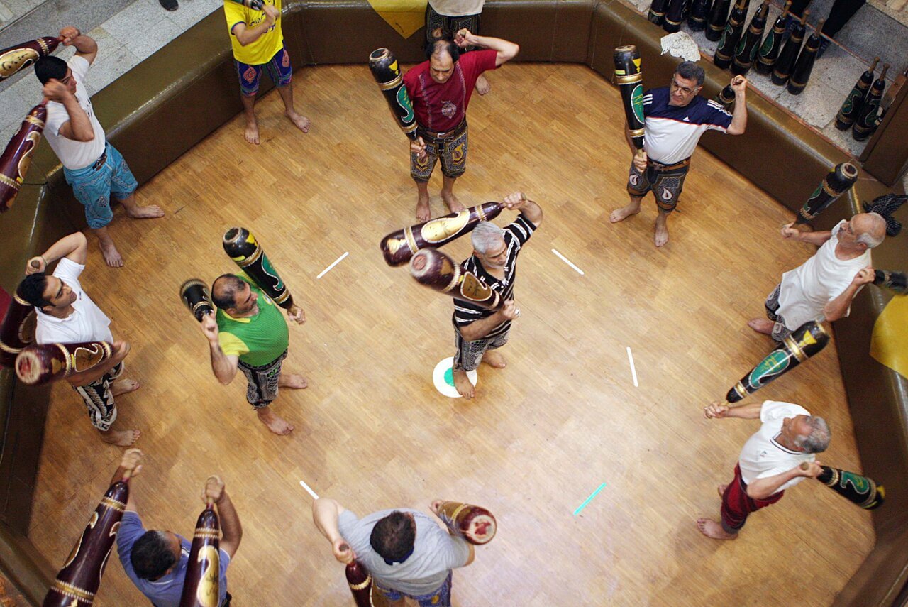 تماشای آیین‌های قدیمی در زورخانه‌های تاریخی