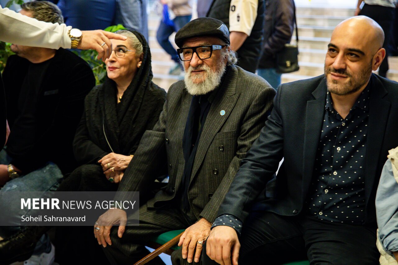 داریوش ارجمند و همسرش در یک رویداد هنری | تصاویر