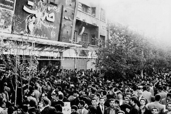 بوی شیراز در قلب تهران | عکسهای کمتر دیده شده از خیابان سعدی و ماجراهایش