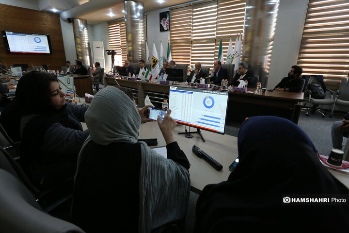 بازدید رئیس کمیسیون حمل و نقل شورای شهر تهران از شرکت واگن سازی تهران