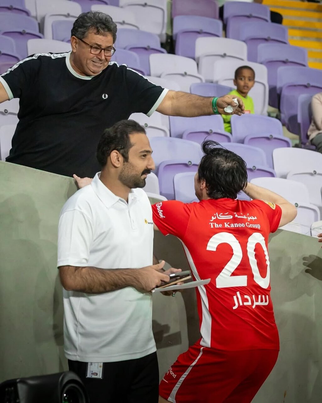 عکس | قاب عاشقانه سردار آزمون در امارات