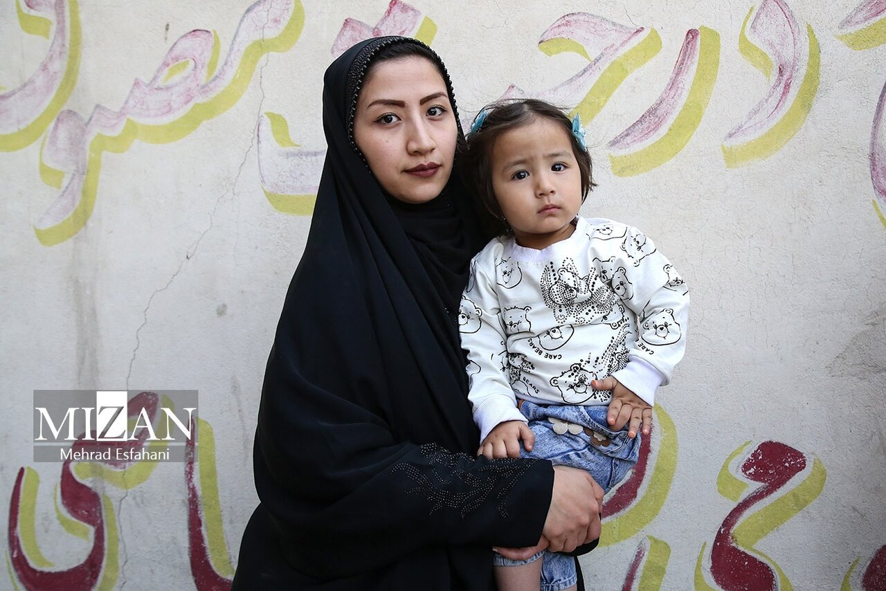 زورگیری از مادر و کودک به زوایت زورگیران | اعضای باند «زیبای وحشی» چه کسانی هستند؟