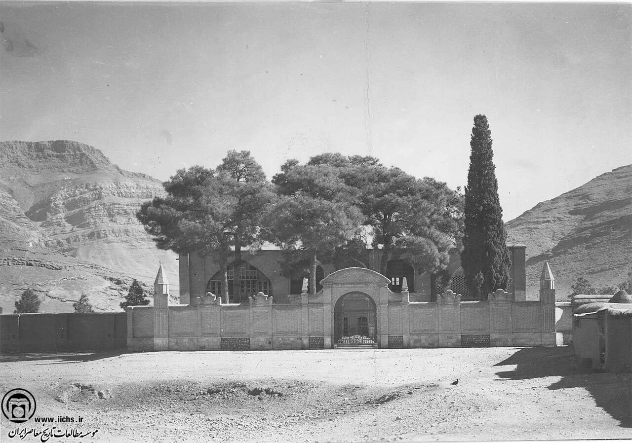 شیخ آیل در سن پیری به شیراز بازگشت