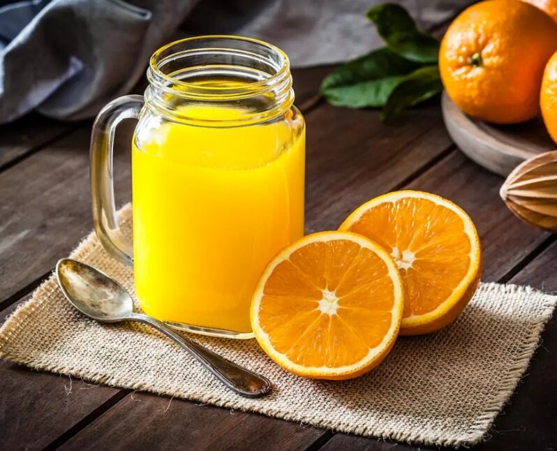 ۵ آبمیوه برای جلوگیری از سکته مغزی