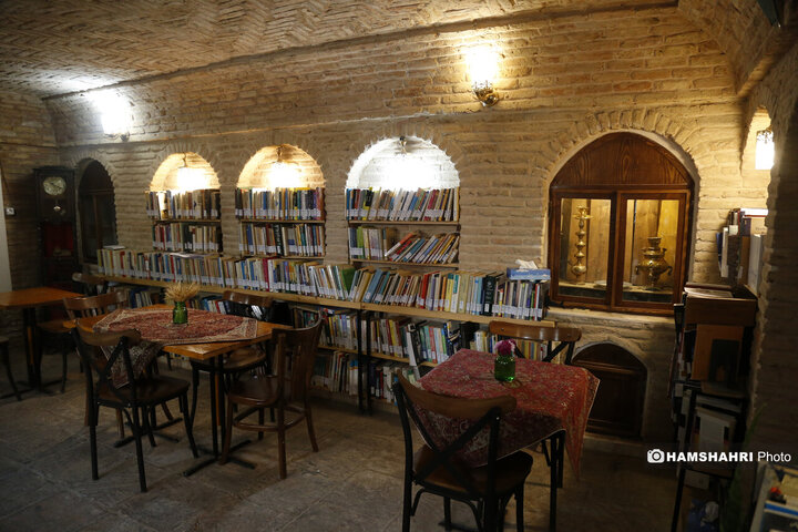 خانه  فرهنگ وهنر اردیبهشت