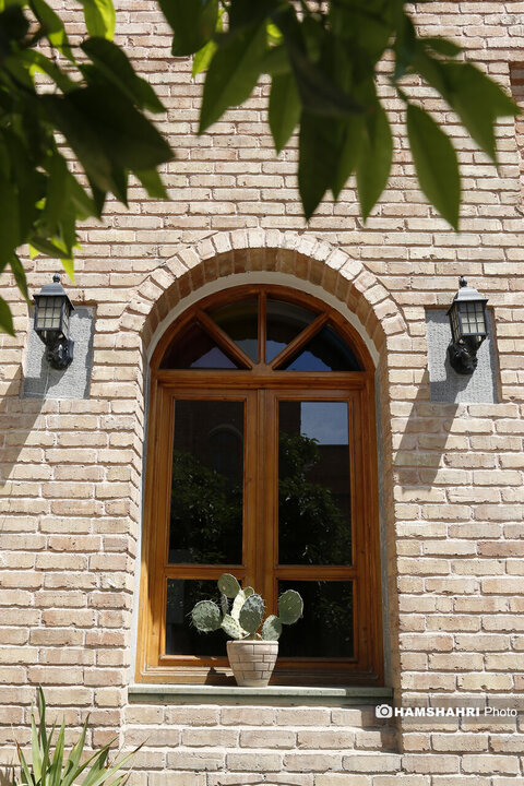 خانه  فرهنگ وهنر اردیبهشت