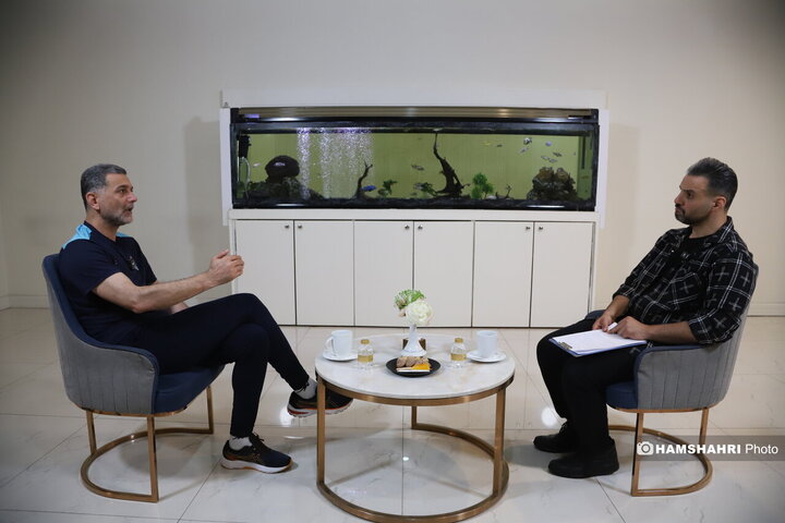 گفتگو با بهروز عطائی