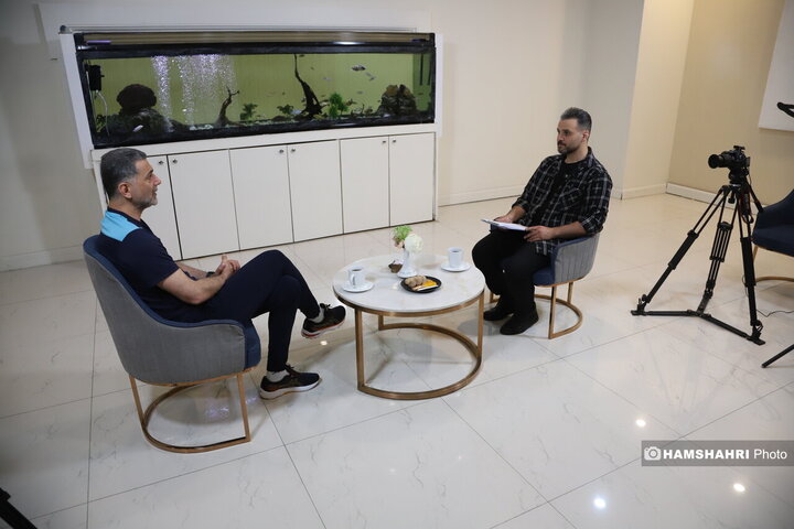 گفتگو با بهروز عطایی