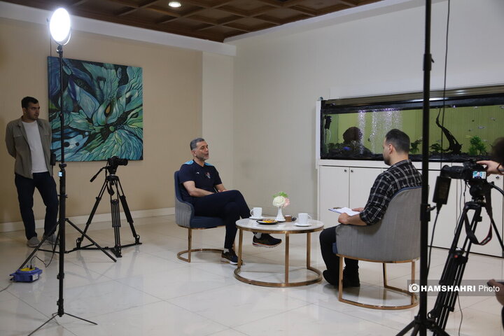 گفتگو با بهروز عطایی