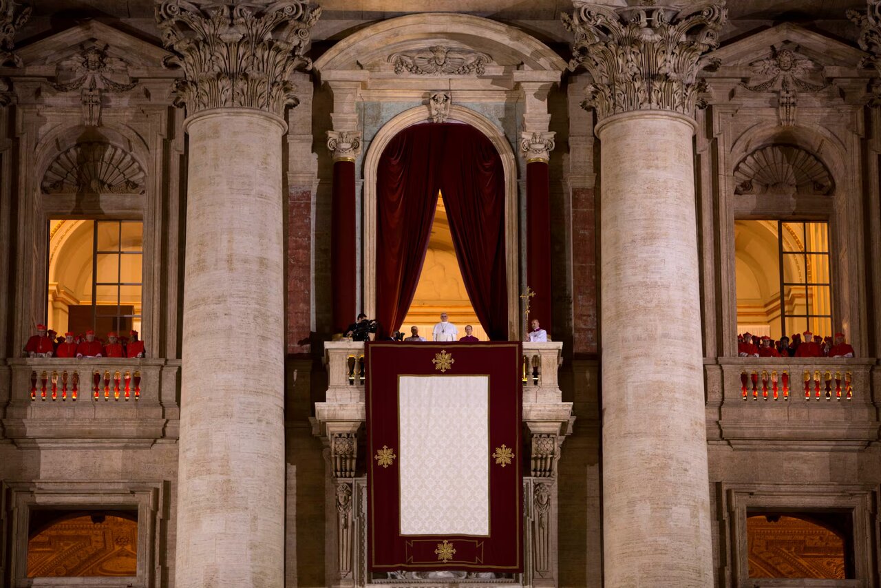 زندگی پاپ فرانسیس به روایت تصویر | گزارش تصویری