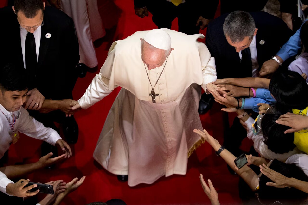 زندگی پاپ فرانسیس به روایت تصویر | گزارش تصویری