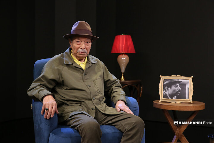 گفتگو با استاد علی نصیریان