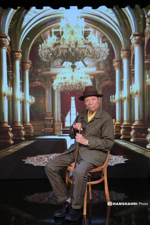 گفتگو با استاد علی نصیریان