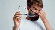 عامل اصلی قوز قرنیه چیست؟ | آلرژی چشمی را جدی بگیرید