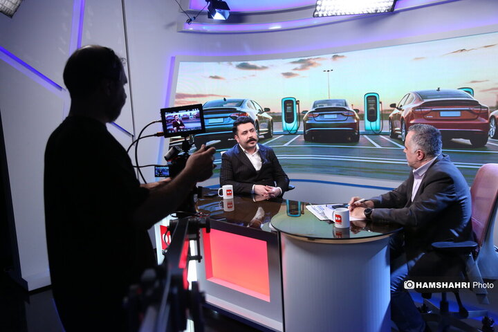 مجله ی دانستنیها