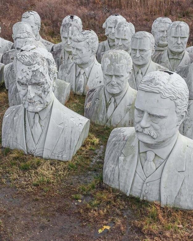 سرهای غولپیکر «روسای جمهور آمریکا» اینجا رها شدهاند! | عکس