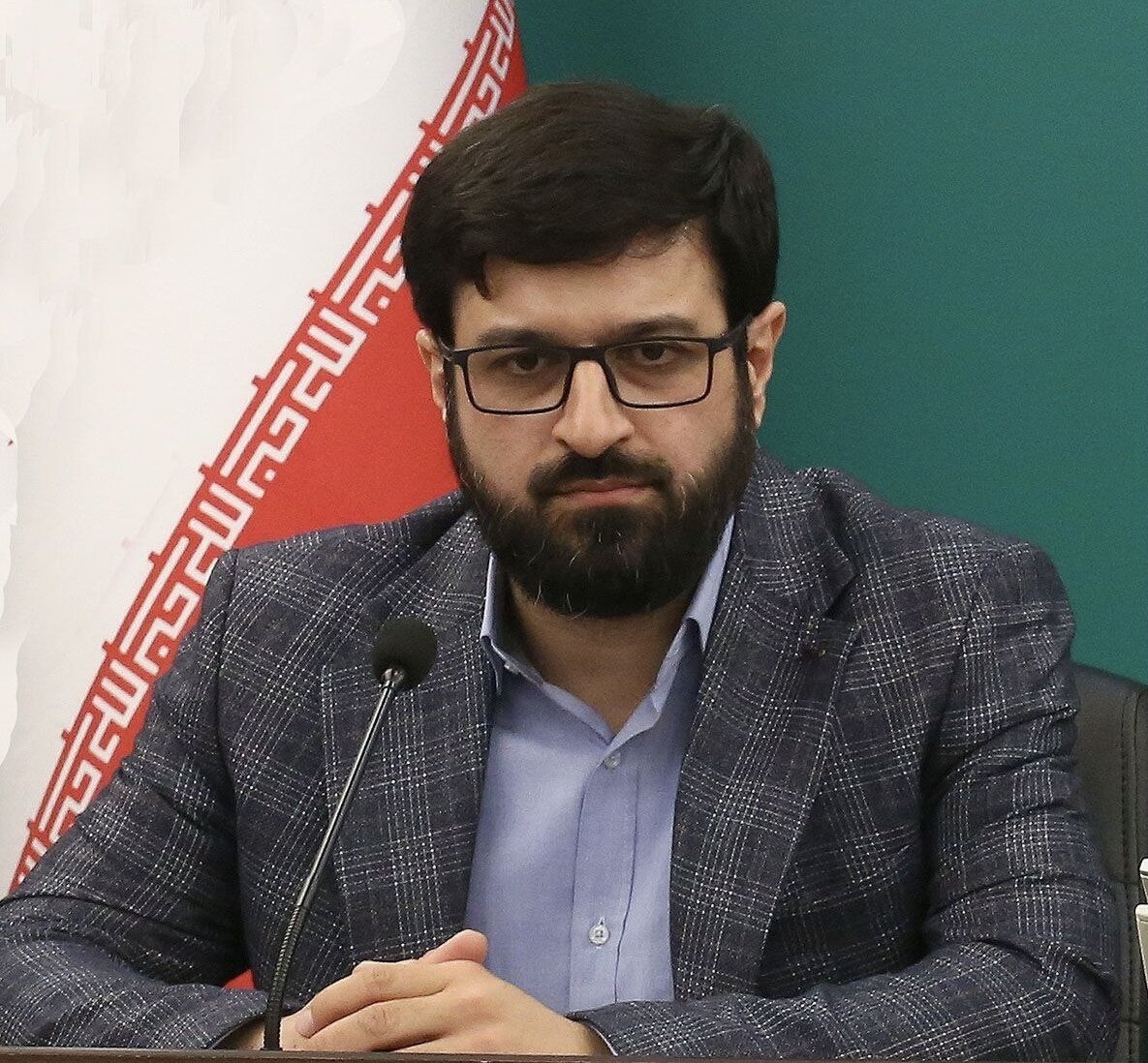 در خط ائمه بودن یعنی چه؟ | باید به تدابیر ولی زمان اعتماد