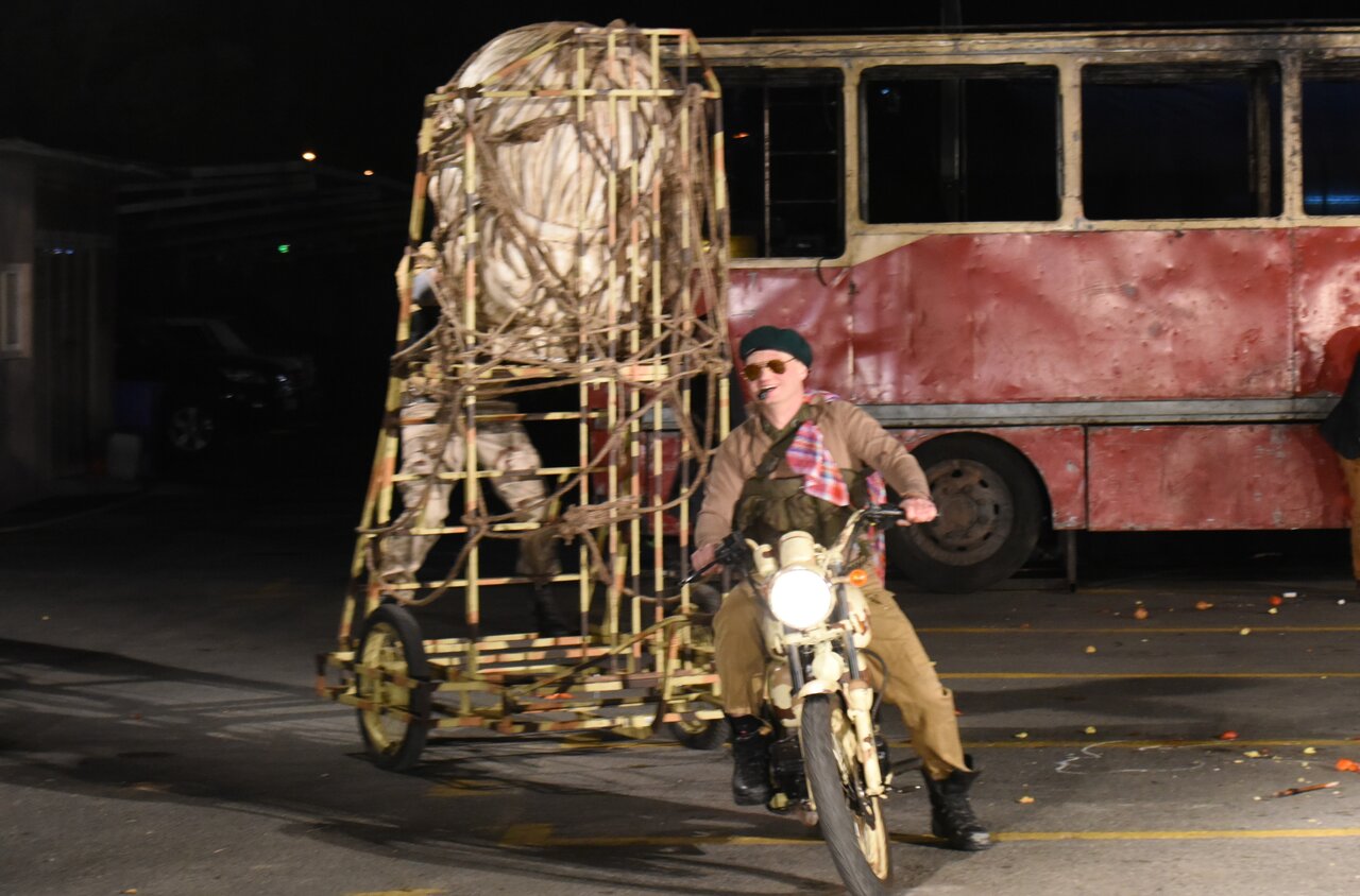 تئاتر خیابانی