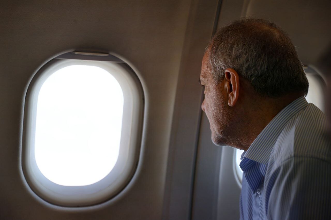 بازدید هوایی پزشکیان از بندر شهید رجایی | تصاویر