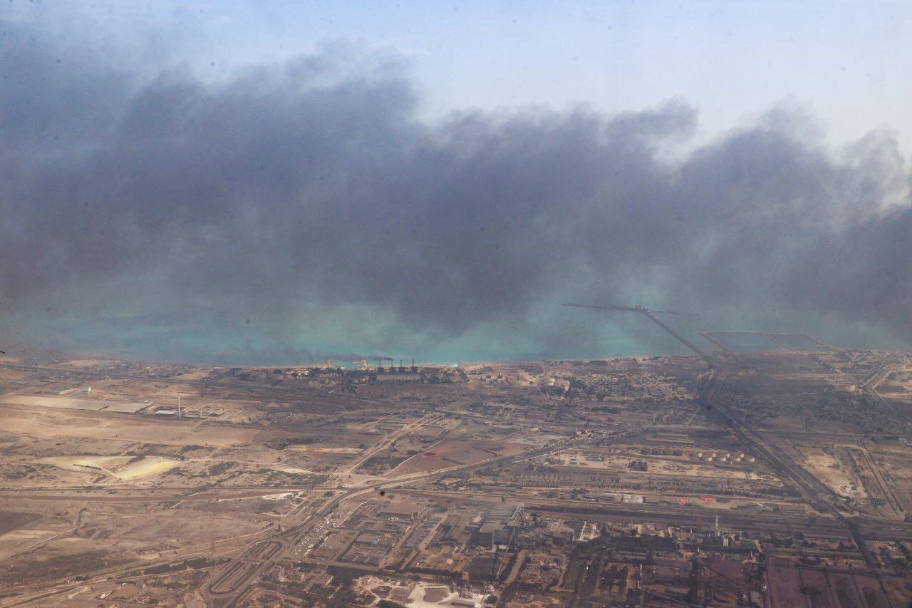 بازدید هوایی پزشکیان از بندر شهید رجایی | تصاویر